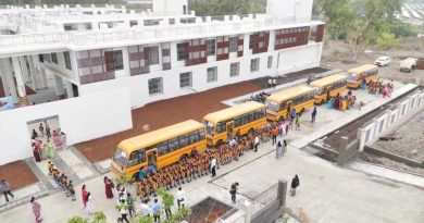 खानवडीतील ‘ज्योती सावित्री’ जि.प. शाळेची प्रवेश प्रक्रिया वादात गोरगरिबांच्या मुलांना डावलल्याचा पालकांचा आरोप; फेरप्रवेश प्रक्रियेची मागणी